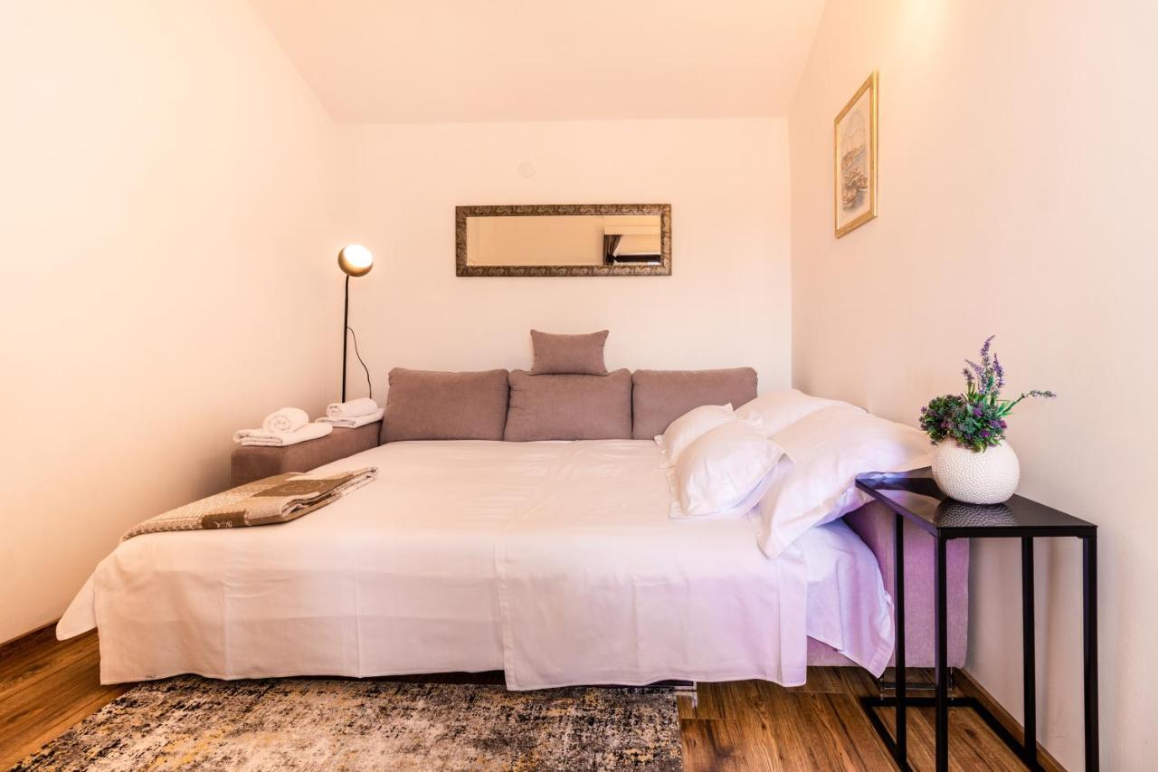 Sunny Beach Apartment Lavica Podstrana Bagian luar foto