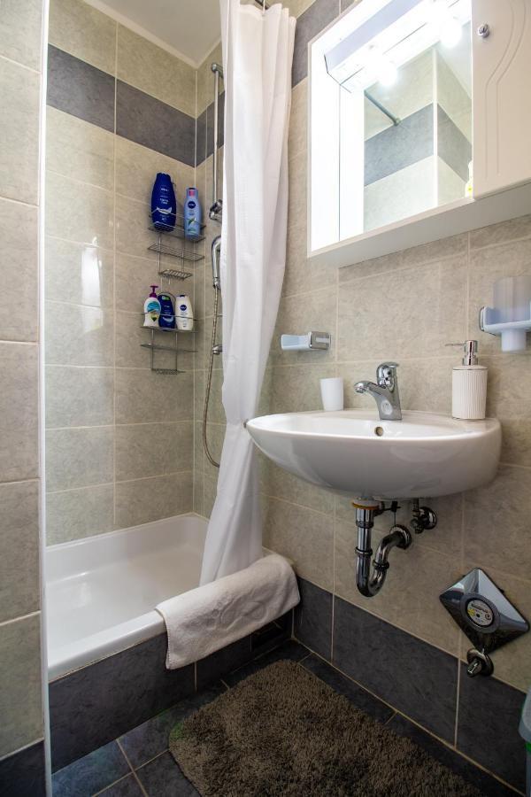 Sunny Beach Apartment Lavica Podstrana Bagian luar foto